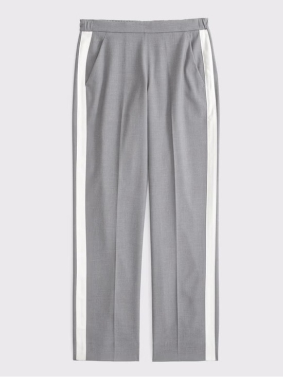 Abercrombie & Fitch Pants - Abercrombie & Fitch Taupe Gray Pull-On Trousers